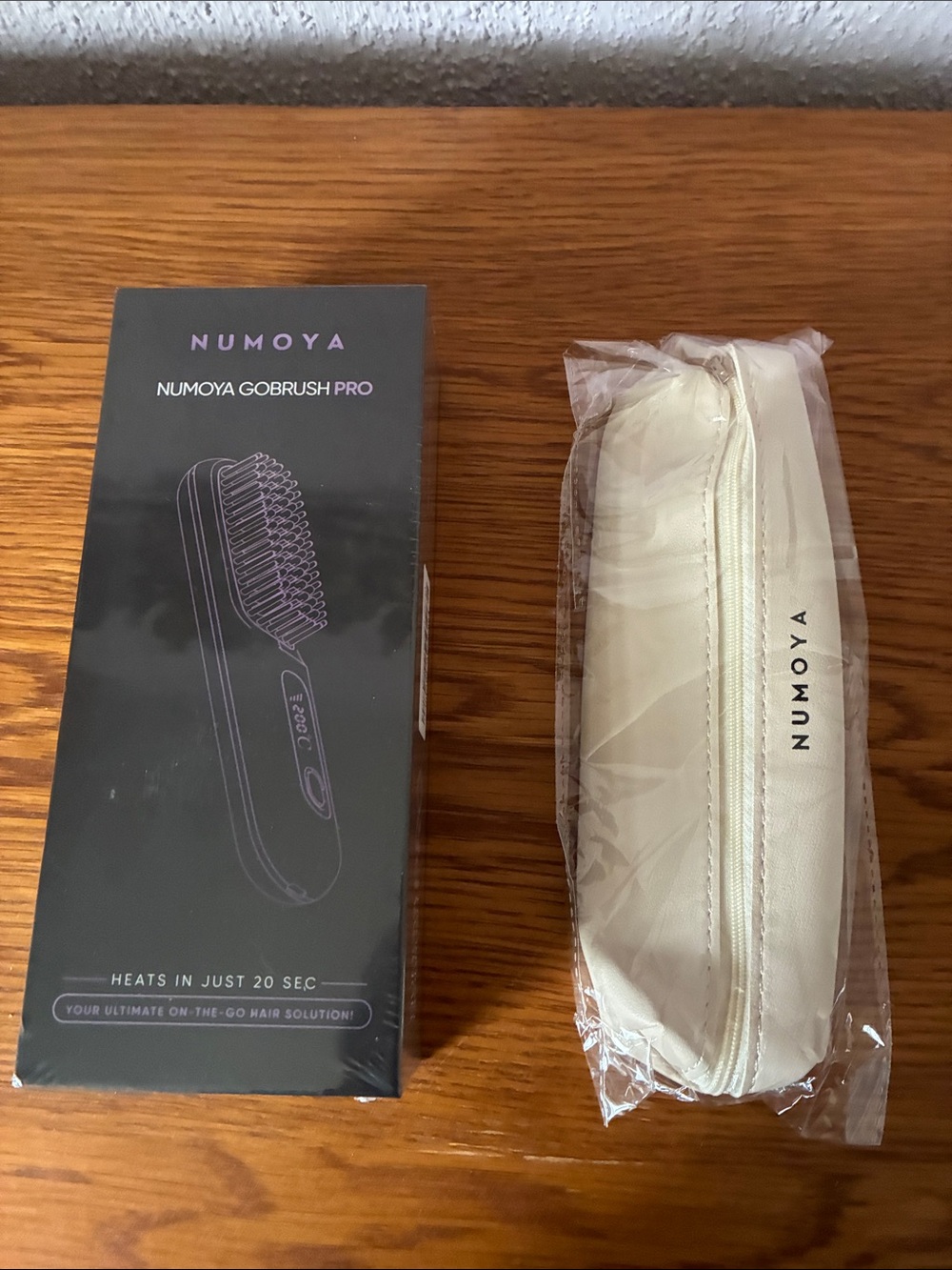 NUMOYA GoBrush Pro with Cream Travel Pouch, Factory Sealed, Brand New